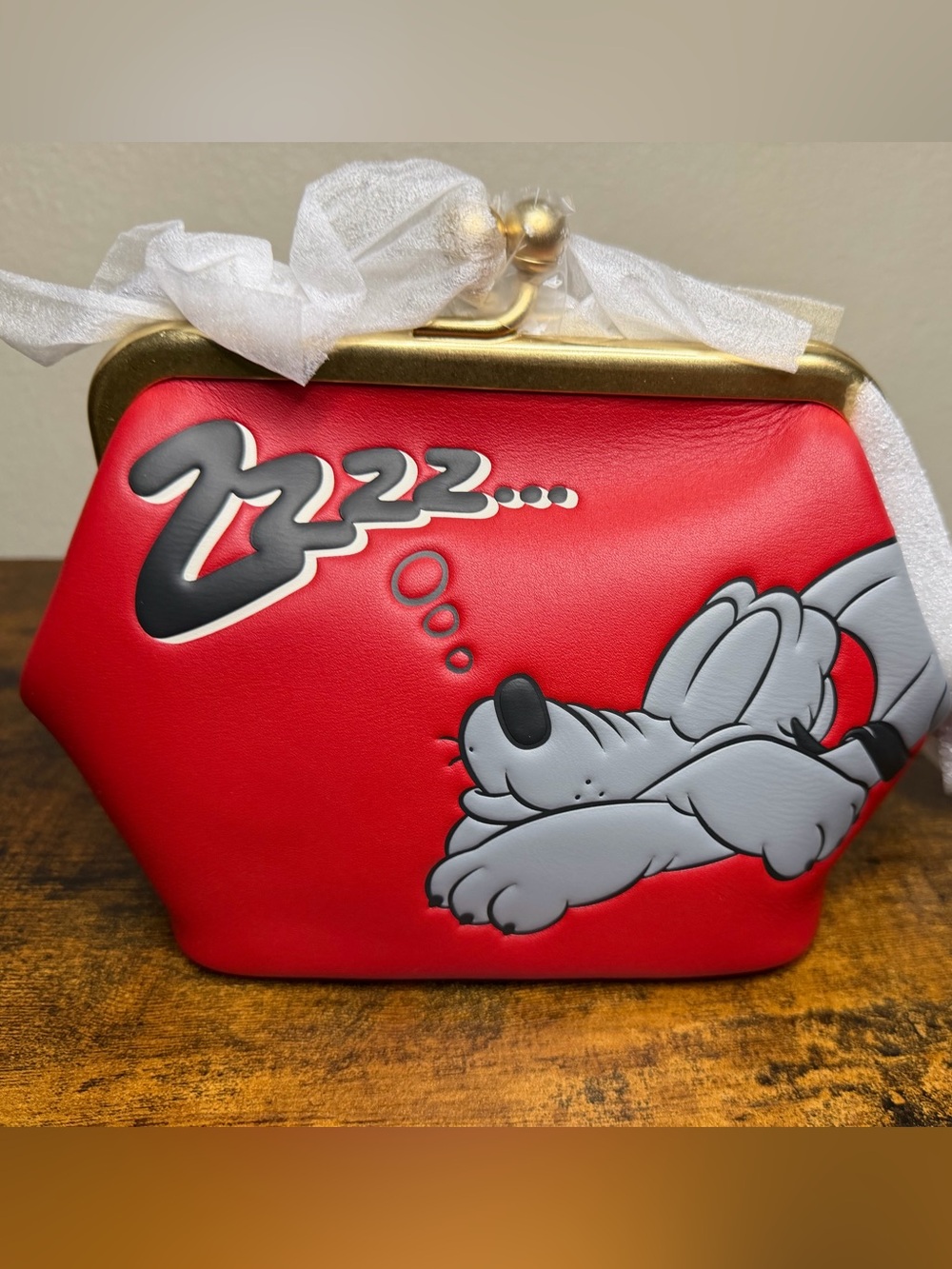 NWT Disney x Coach Pluto Kisslock